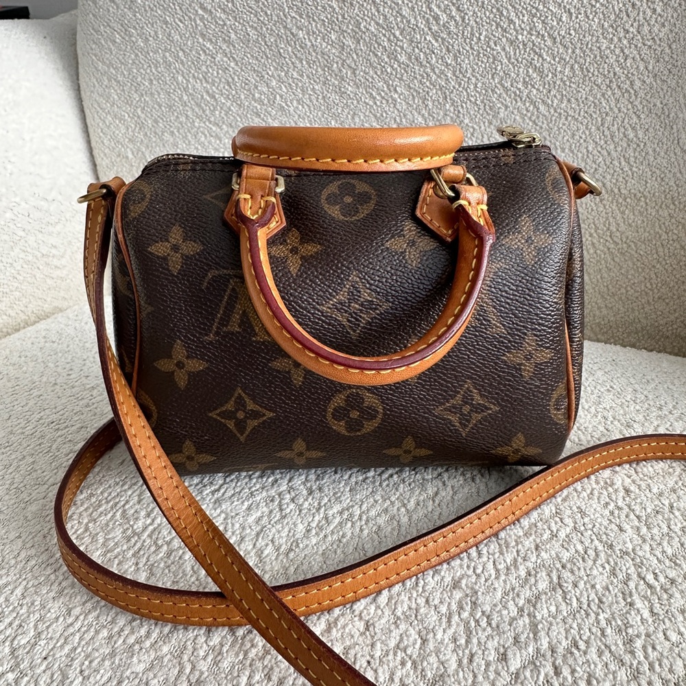 Louis Vuitton Speedy Nano